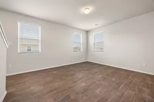 158 Linnet Ln, Kyle, TX 78656 - Photo 5