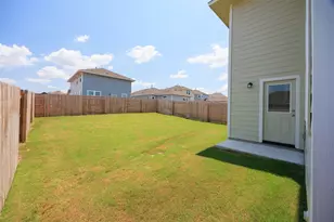 158 Linnet Ln, Kyle, TX 78656 - Photo 17