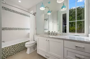 714 Upson St, Austin, TX 78703 - Photo 27
