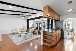 1704 Shelbourne Dr, Austin, TX 78752 - Photo 17