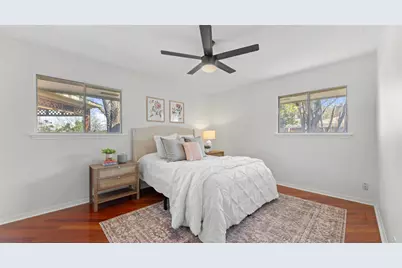 1704 Shelbourne Drive, Austin, TX 78752 - Photo 29