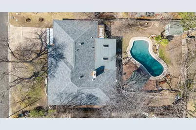 1704 Shelbourne Drive, Austin, TX 78752 - Photo 37