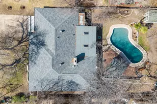 1704 Shelbourne Dr, Austin, TX 78752 - Photo 37