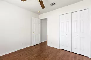 106 Wisteria Dr, Georgetown, TX 78626 - Photo 17