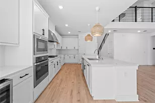 7909 Edmondson Bnd, Austin, TX 78744 - Photo 15