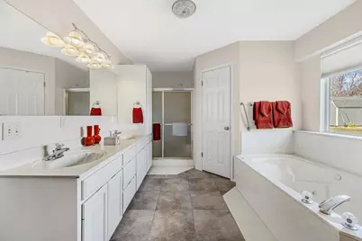 130 Cora Street, New Braunfels, TX 78130 - Photo 9