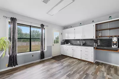 1015 Fm 112 Road, Lexington, TX 78947 - Photo 17
