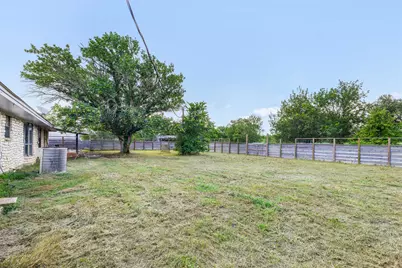 1015 Fm 112 Road, Lexington, TX 78947 - Photo 25