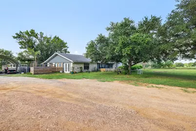 1015 Fm 112 Road, Lexington, TX 78947 - Photo 3