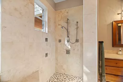 409 Venture Boulevard S, Point Venture, TX 78645 - Photo 19