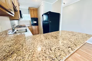 601 W 11th St, Austin, TX 78701 - Photo 7