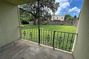 601 W 11th St, Austin, TX 78701 - Photo 15