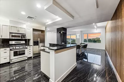 901 W 9th Street #401A, Austin, TX 78703 - Photo 5