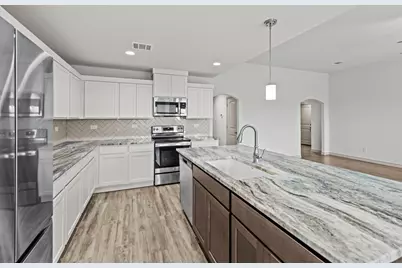 108 W Eli Chandler Street, Blanco, TX 78606 - Photo 11