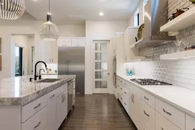 8408 Carranzo Drive, Austin, TX 78735 - Photo 9