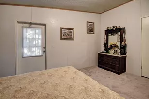 181 Lockwood Rd, Red Rock, TX 78662 - Photo 21