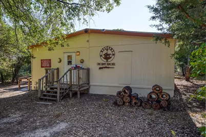 181 Lockwood Road, Red Rock, TX 78662 - Photo 3