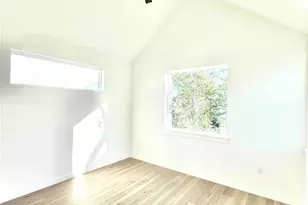 6809 Porter St, Austin, TX 78741 - Photo 7