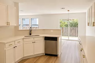 6640 Quinton Dr, Austin, TX 78747 - Photo 7
