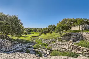 27209 Waterfall Hill Pkwy, Spicewood, TX 78669 - Photo 11
