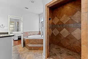 12220 Tanglewild Dr, Austin, TX 78758 - Photo 11