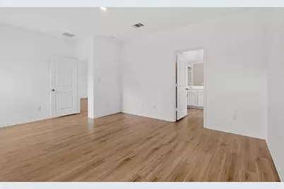 941 Legends Lane, Georgetown, TX 78628 - Photo 13