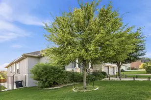 504 Montalcino Ln, Georgetown, TX 78628 - Photo 3