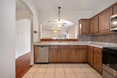 105 Almquist Street, Hutto, TX 78634 - Photo 5