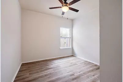 105 Almquist Street, Hutto, TX 78634 - Photo 9