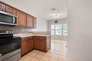 105 Almquist St, Hutto, TX 78634 - Photo 7