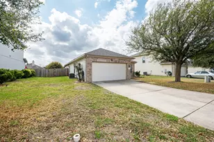 105 Almquist St, Hutto, TX 78634 - Photo 25