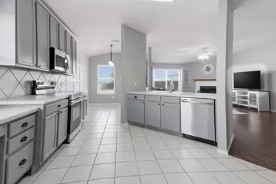 905 Lee Drive, Leander, TX 78641 - Photo 3