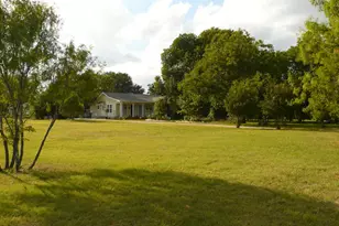 4902 Pecan Springs Rd, Austin, TX 78723 - Photo 5