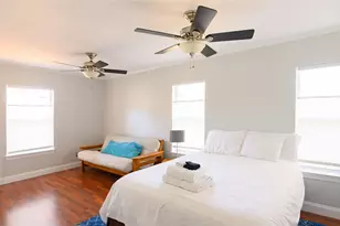 4902 Pecan Springs Rd, Austin, TX 78723 - Photo 35