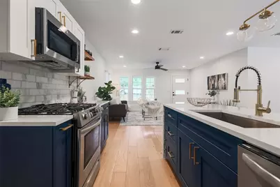 7109 Cherry Meadow Drive, Austin, TX 78745 - Photo 11