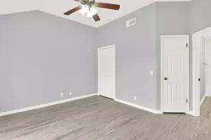 4911 Edenbourgh Ln, Austin, TX 78754 - Photo 19