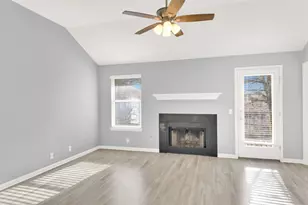 4911 Edenbourgh Ln, Austin, TX 78754 - Photo 11