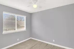 4911 Edenbourgh Ln, Austin, TX 78754 - Photo 15