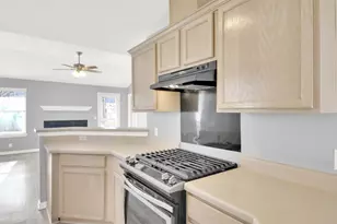 4911 Edenbourgh Ln, Austin, TX 78754 - Photo 7