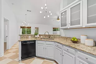 2005 E 19th St, Georgetown, TX 78626 - Photo 17