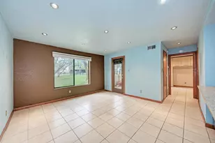 8210 Bent Tree Rd, Austin, TX 78759 - Photo 17