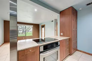 8210 Bent Tree Rd, Austin, TX 78759 - Photo 19