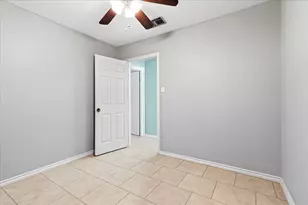 5105 Palo Blanco Ln, Austin, TX 78744 - Photo 9