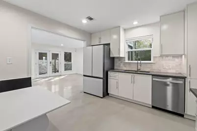 1245 Spyglass Drive #B, Austin, TX 78746 - Photo 11