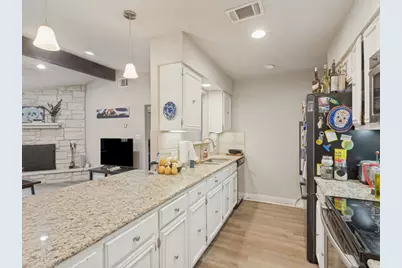 1006 Rolling Green Drive, Round Rock, TX 78664 - Photo 7