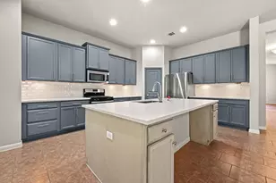 352 Wild Rose Dr, Austin, TX 78737 - Photo 3