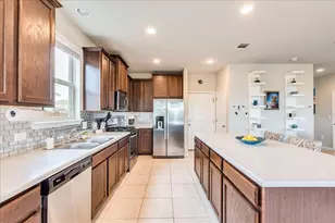 190 Sandy Path, Buda, TX 78610 - Photo 5