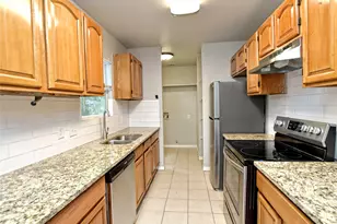 6121 Ponca St, Austin, TX 78741 - Photo 7