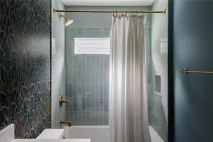 2613 E 2nd St, Austin, TX 78702 - Photo 27