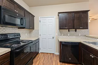1375 Main Street, Liberty Hill, TX 78642 - Photo 11